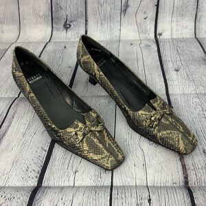 Stuart Weitzman Snakeskin Pumps 9 1/2 N